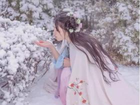 她穿汉服环球旅行被40万粉丝追捧,外国网友惊呼中国女孩真美