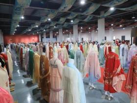 一件汉服卖7万,全国汉服大多来自这里:曹县干成了中国造梦工厂