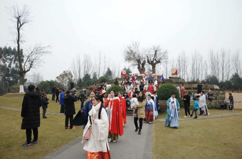 第二届四川同袍冬至敬天祈福祭祀典礼在成都举行