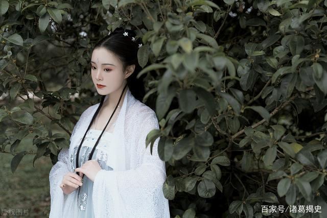 越来越多的人都穿汉服，汉服的由来你知道吗？