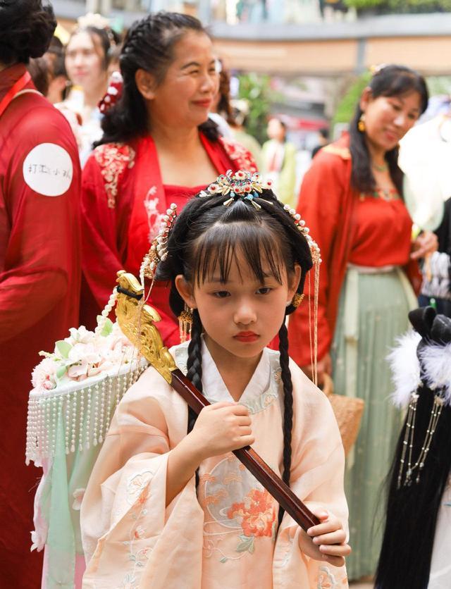 广州汉服节弘扬传统文化