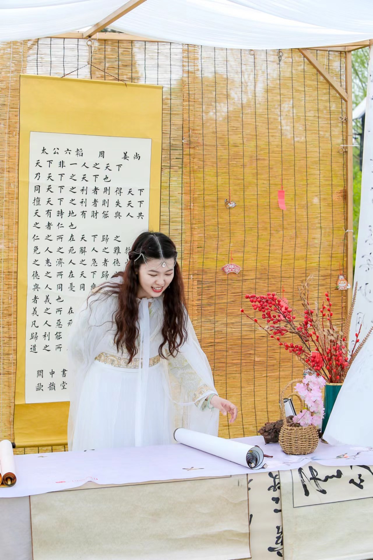 穿汉服游花海——世界花卉大观园花朝汉服文化节开启