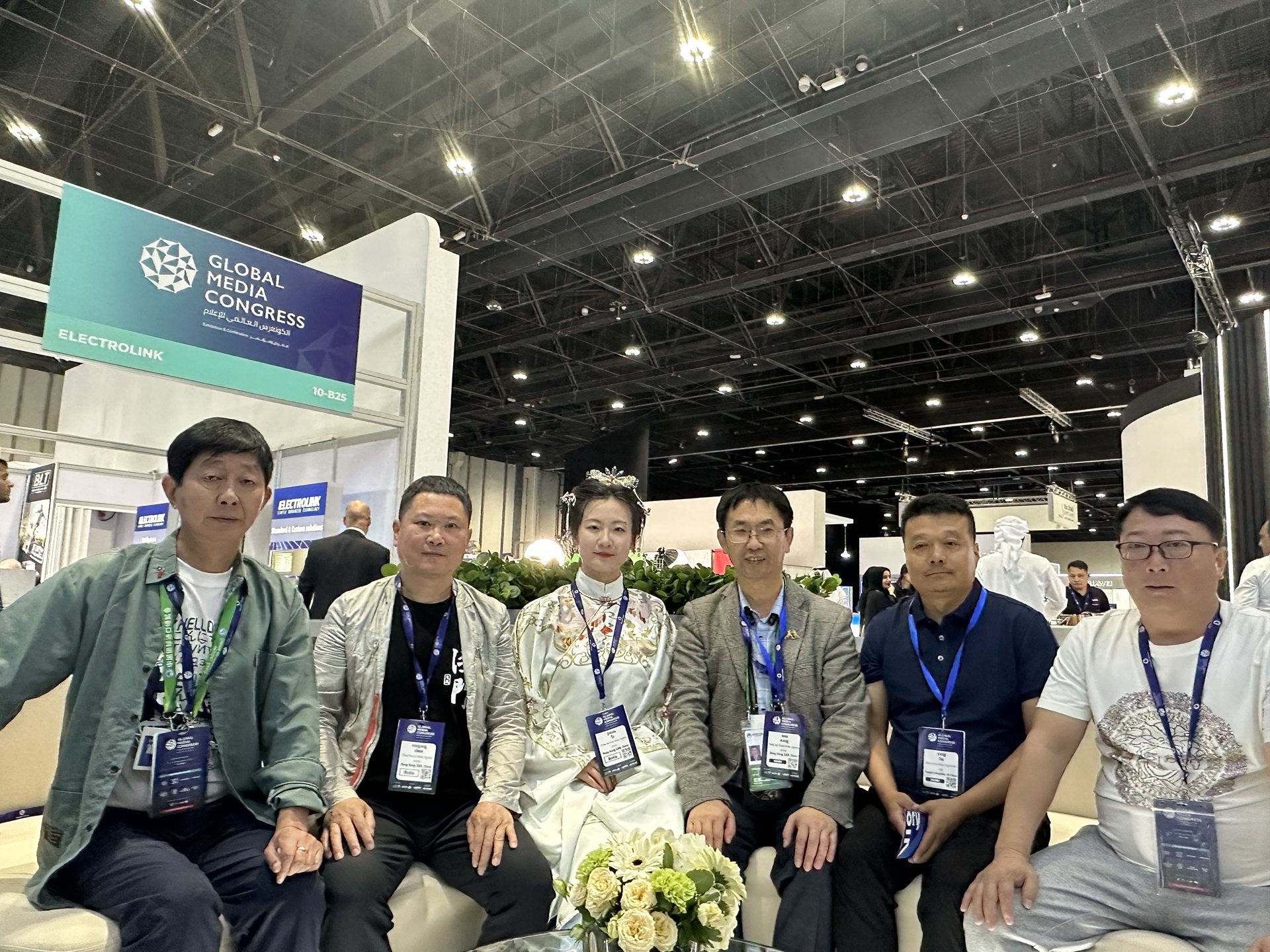 汉服复兴:从“官方依赖”走向“民间自信”的觉醒